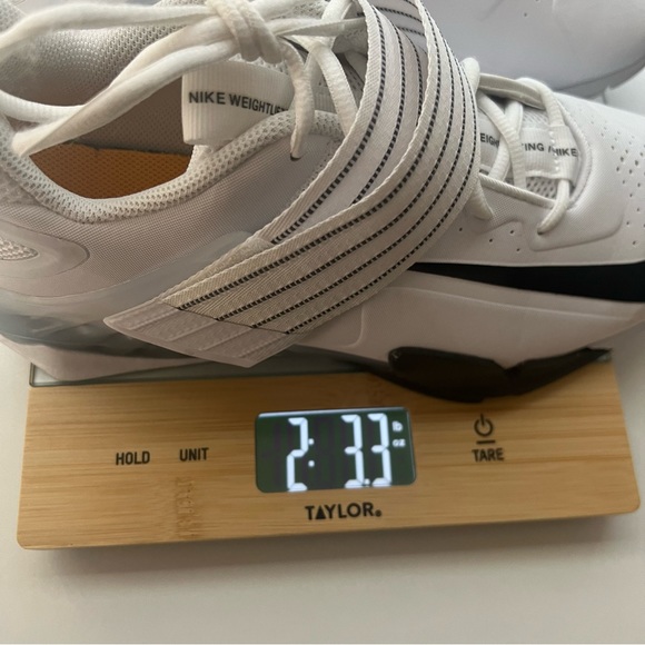 Nike Savaleos - Used but in great condition. - Picture 13 of 15